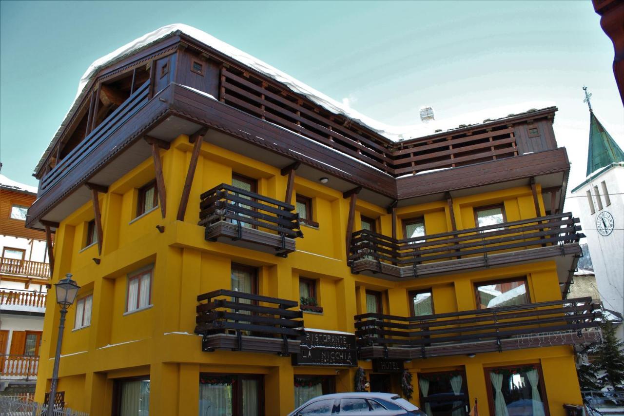 ברויל-קרוויניה Hotel Meynet מראה חיצוני תמונה